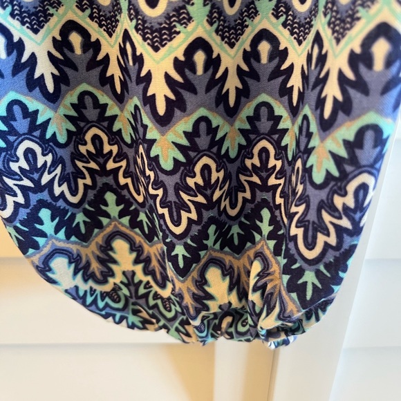 Wish… harem pants. Beautiful Blue Print Size M/L. Drawstring Waist - Picture 4 of 7